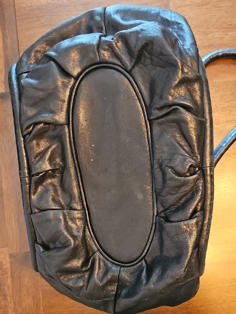 Isabella Fiore Tries Heavy Metal Valentina Satchel - Women Bag - Picture 3 of 11